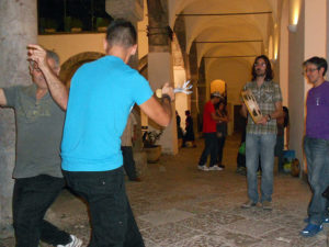 The typical dance associated to the Tammurriata Marcianisana (Vincenzo Capuano, Capua 28-09-2012)