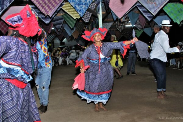 NAKS - Suriname - Performing the Banya dance style - photo credit Max Lante