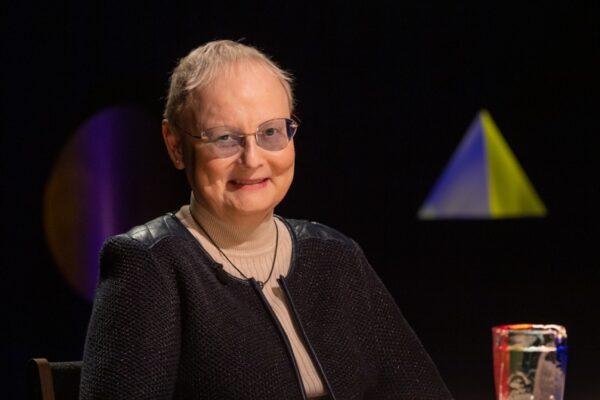 Kristin Kuutma on the programme ‘Plekktrumm’. Kairit Leibold : Photo courtesy of Estonian Public Broadcasting (ERR)