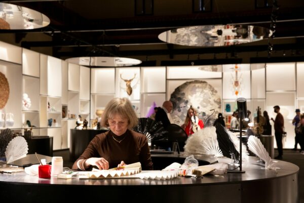 savoir-faire_AnneHoguet_FanMaker_HomoFaber ©Susanna-Pozzoli - camille bault