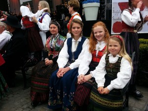 Norwegian Folk_BunadsandCostumes_3